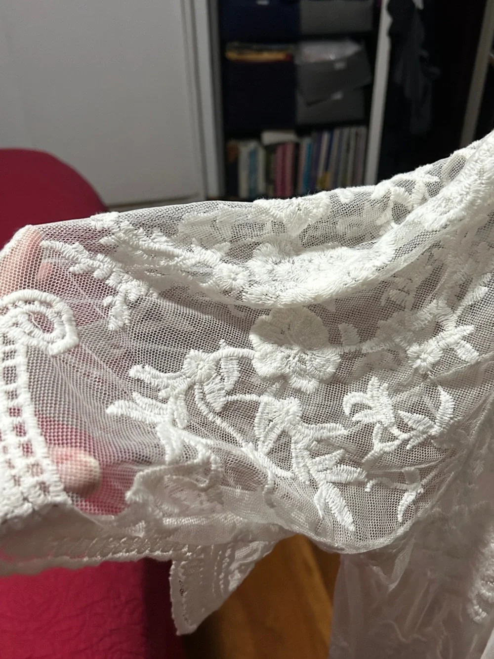 Dizzy lizzy Sheer Embroidered Swim Coverup Kimono - White size  small